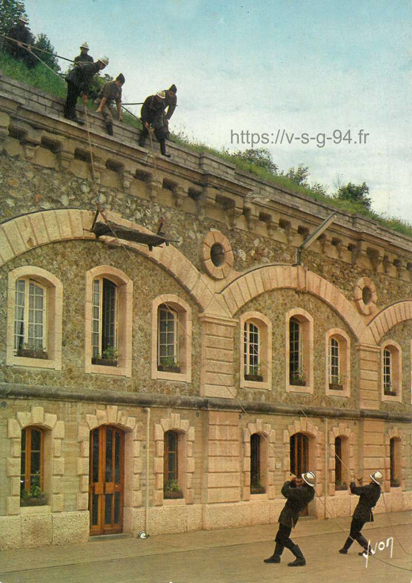 Les Sapeurs Pompiers de Paris, exercice de sauvetage