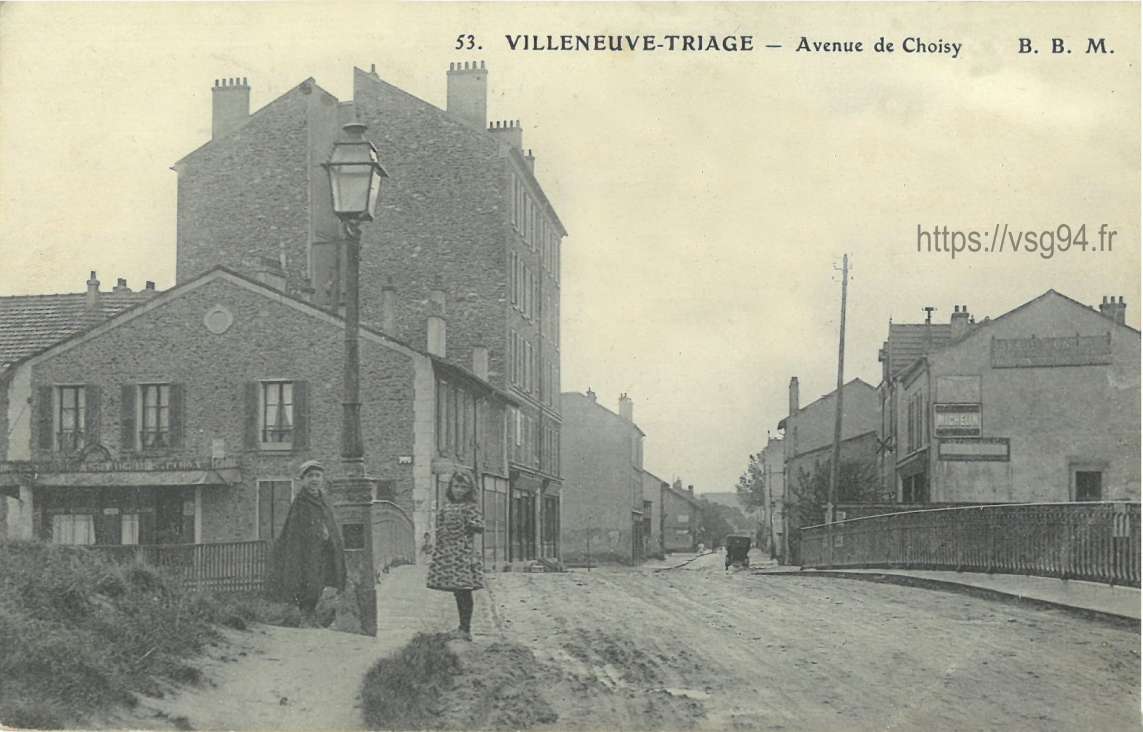 Avenue de Choisy, au niveau du pont du canal